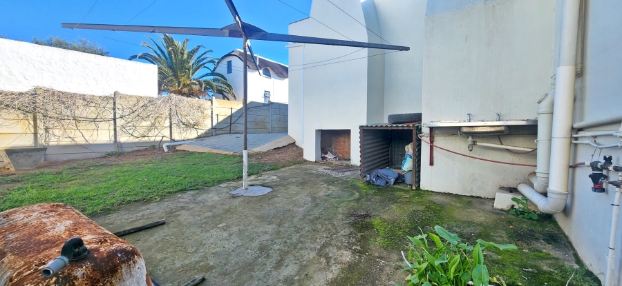 3 Bedroom Property for Sale in Bredasdorp Western Cape